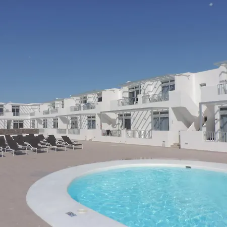 Gracioseros 211 - 2 Beds - 1st Floor - Air-con - Uk Tv - Wi-fi Appartement Puerto del Carmen (Lanzarote)